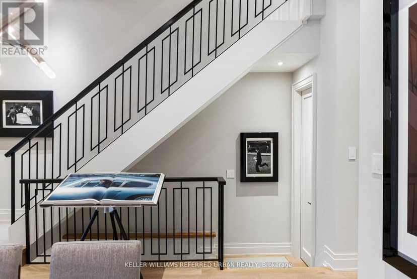 130 B Farnham Avenue, Toronto, photo 5