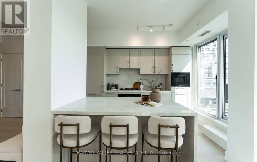 LPH2 - 8 Manor Road W — photo 11 of 39