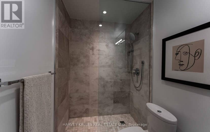 LPH2 - 8 Manor Road W — photo 21 of 39