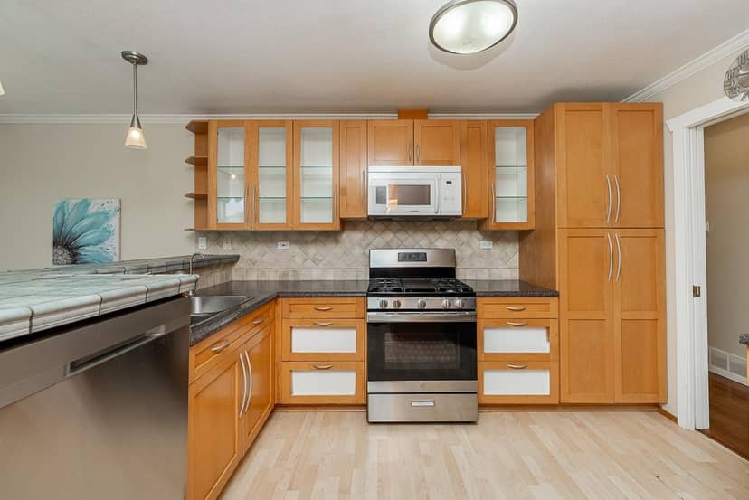 16143 9 AVENUE, Surrey, photo 4