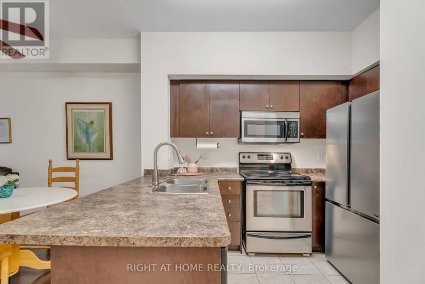206 - 9973 Keele Street — photo 7 of 31