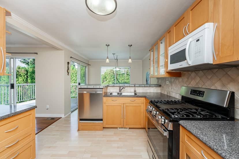 16143 9 AVENUE, Surrey, photo 5