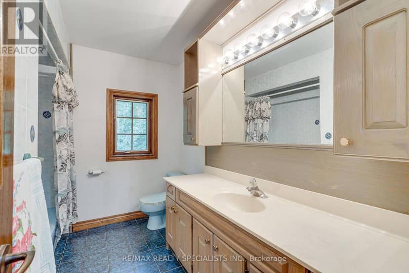 11 Prince Andrew Drive — photo 29 of 40