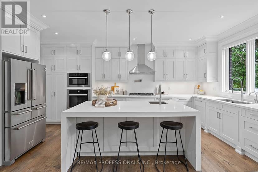 146 Thompson Avenue, Toronto, photo 6