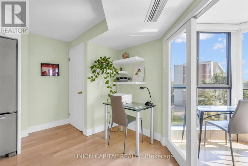 502 - 265 Westcourt Place — photo 16 of 33