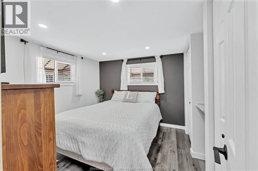3 Robin Crescent — photo 14 of 31