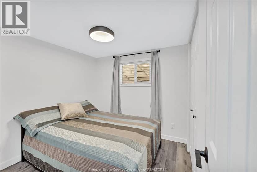 3 Robin Crescent — photo 18 of 31