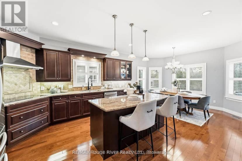 30 Hanover Court — photo 16 of 40