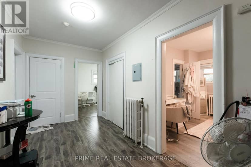 290 Huron Street — photo 19 of 34