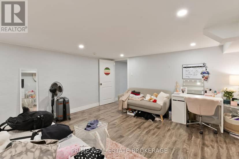 290 Huron Street — photo 34 of 34