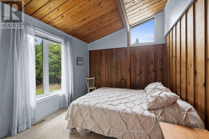 956 Bayview Drive — photo 16 of 40