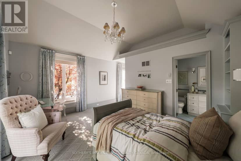 12 Forest Glen Crescent — photo 30 of 40