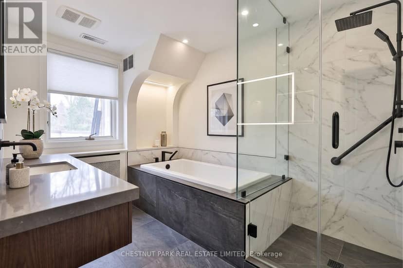 127 Roxborough Drive — photo 24 of 34