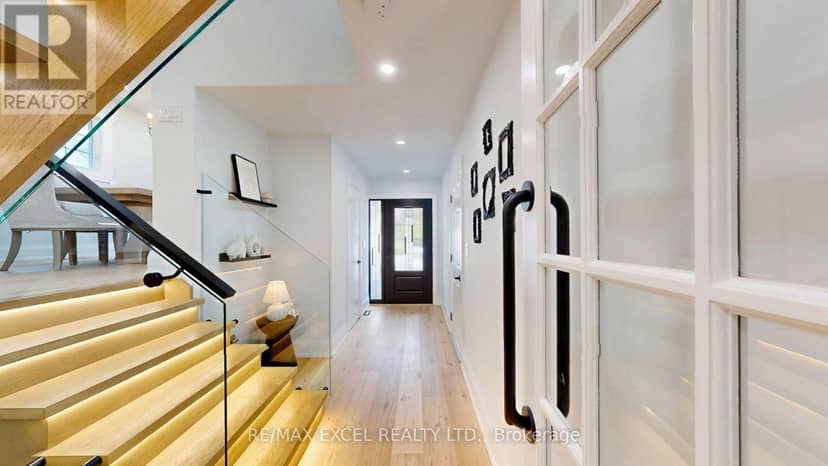 800 Pam Crescent — photo 19 of 40