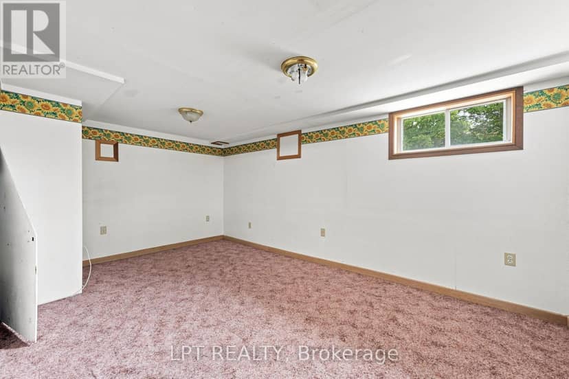 586 Hwy 47 Highway — photo 18 of 40