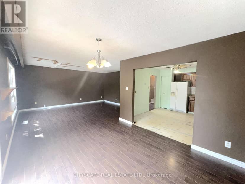 6087 Featherhead Crescent — photo 11 of 39