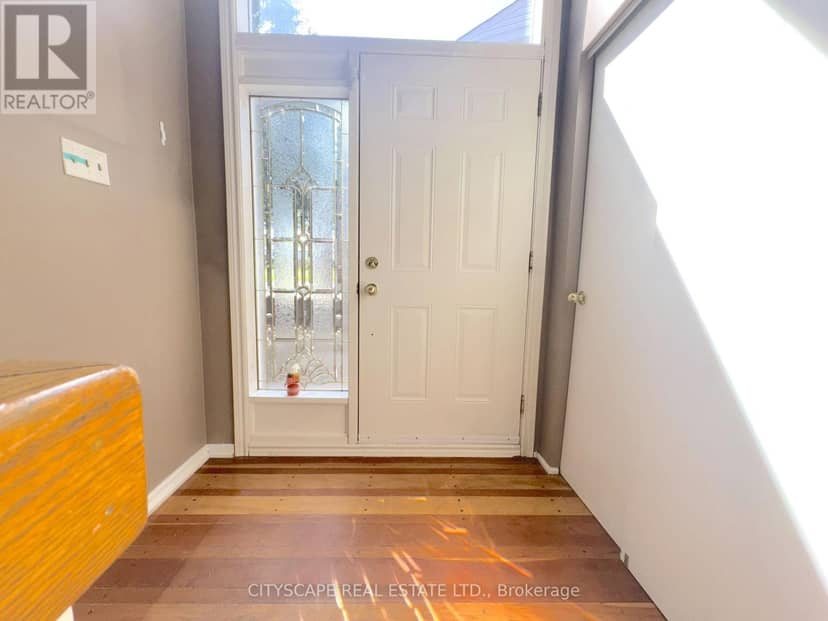 6087 Featherhead Crescent — photo 6 of 39
