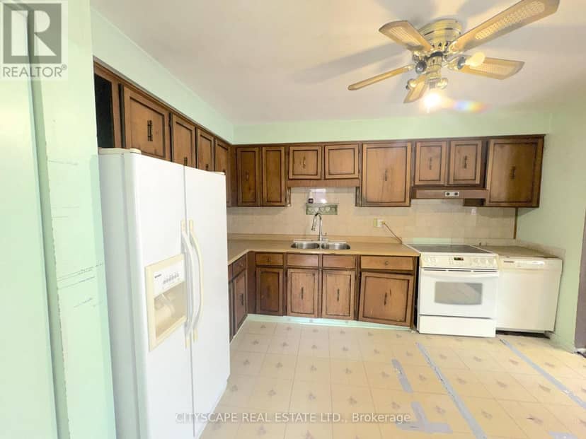 6087 Featherhead Crescent — photo 8 of 39