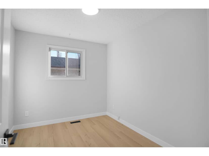 3312 44A ST NW — photo 15 of 29
