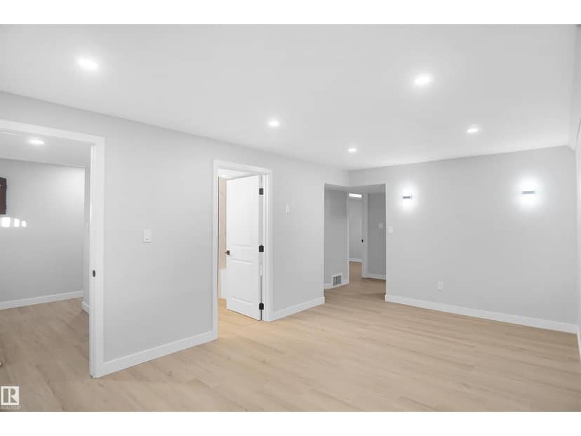 3312 44A ST NW — photo 21 of 29