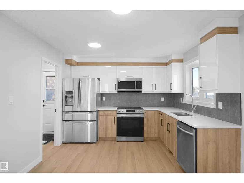 3312 44A ST NW, Edmonton, photo 3