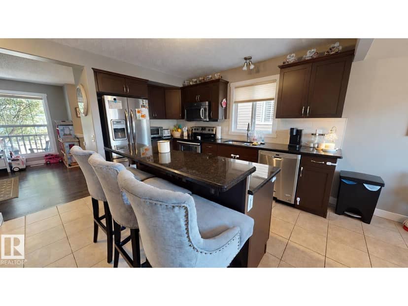 7016 Eton BV — photo 11 of 25