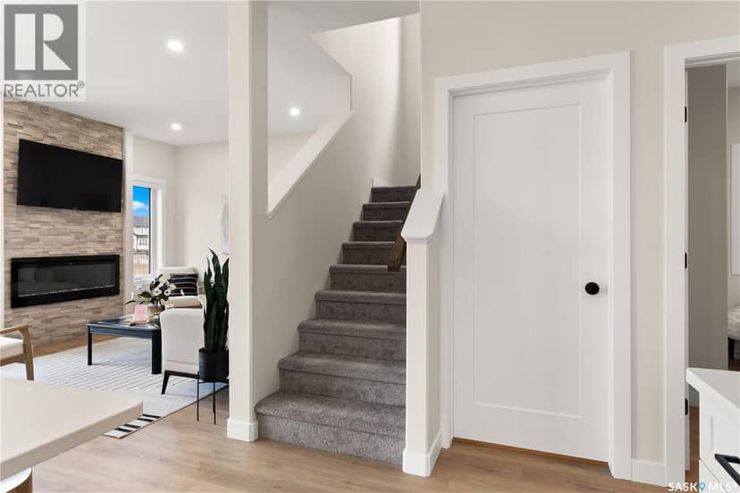 595 Cockcroft COURT — photo 14 of 33