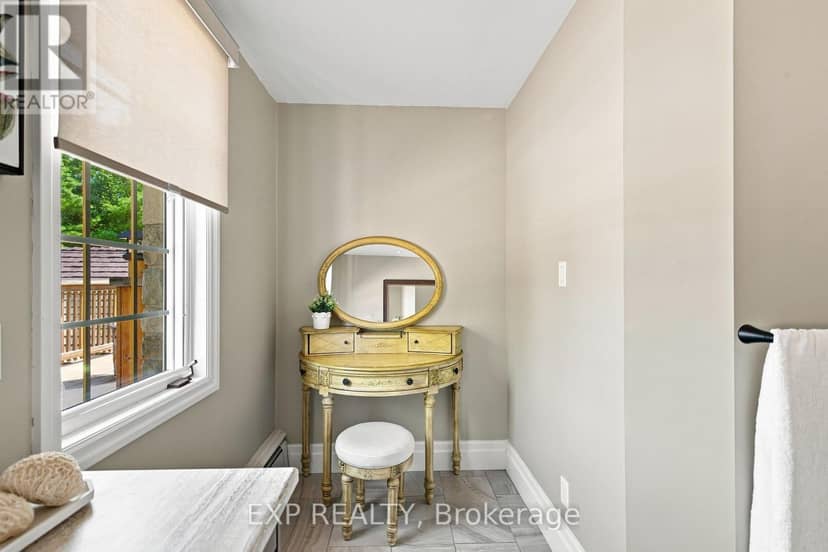 290 Bridgeport Road E — photo 33 of 40