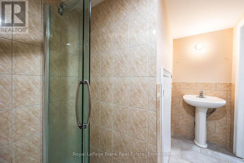 190 Lyle Drive — photo 38 of 40