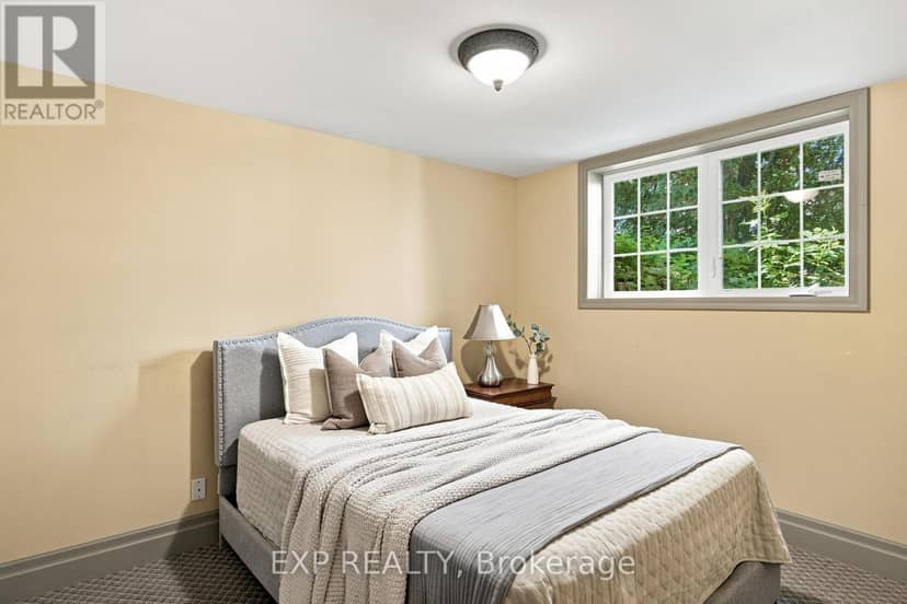 290 Bridgeport Road E — photo 39 of 40