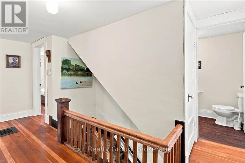 28 Lorne Avenue — photo 20 of 40