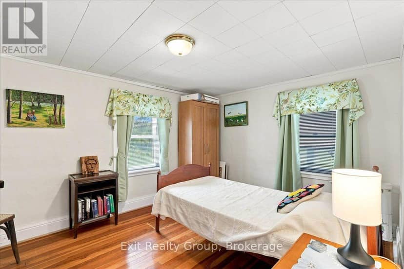 28 Lorne Avenue — photo 24 of 40