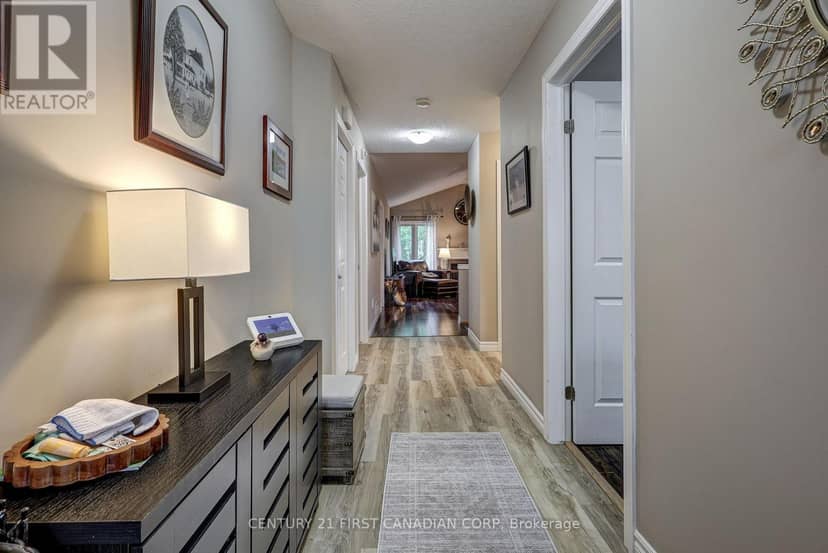 26 Cardinal Court — photo 18 of 40
