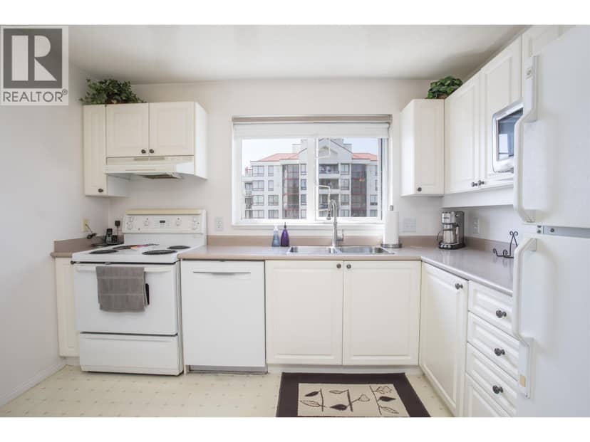 606 221 ELEVENTH STREET, New Westminster, photo 8