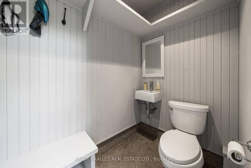 6 Vesta Drive — photo 24 of 26