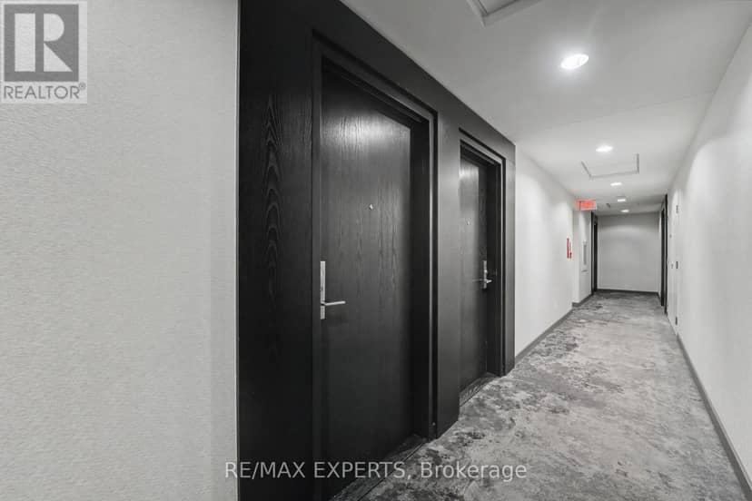 1001 - 55 East Liberty Street — photo 2 of 37