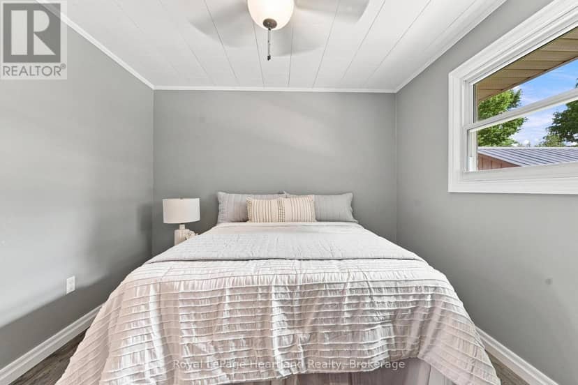 3042 Albert Street — photo 21 of 40