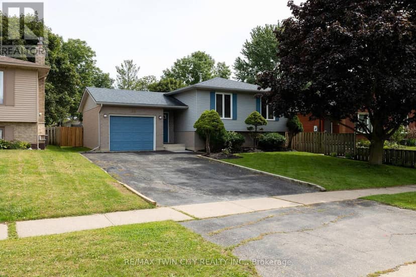13 Forest Drive — photo 1 of 21