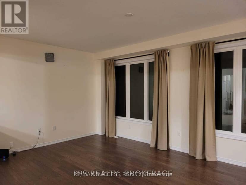 7916 Odell Crescent — photo 15 of 40