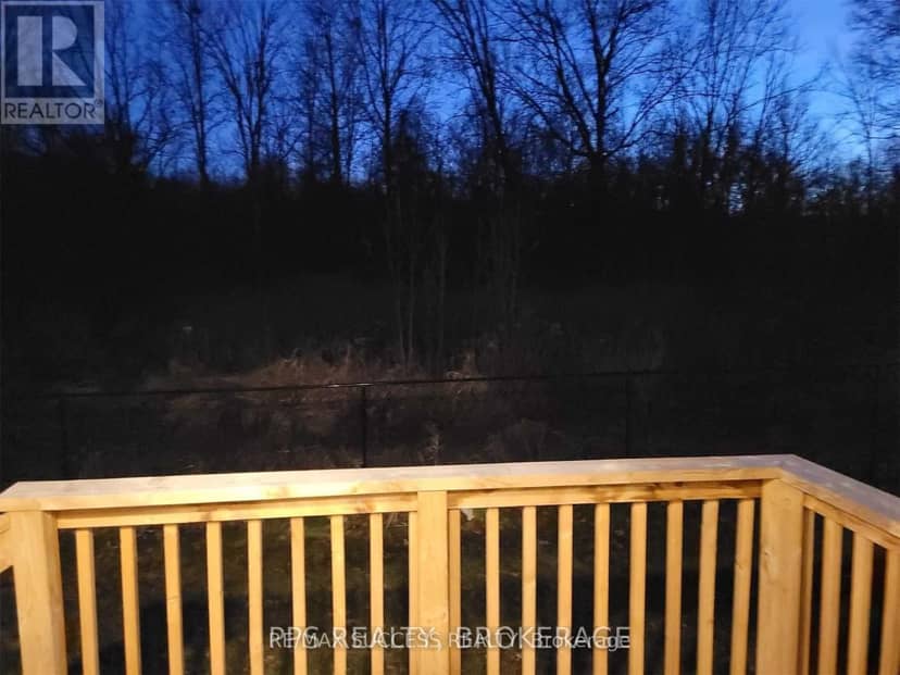 7916 Odell Crescent — photo 21 of 40