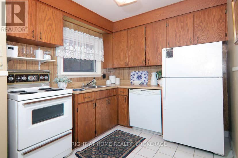 31 Stuart Avenue — photo 23 of 40