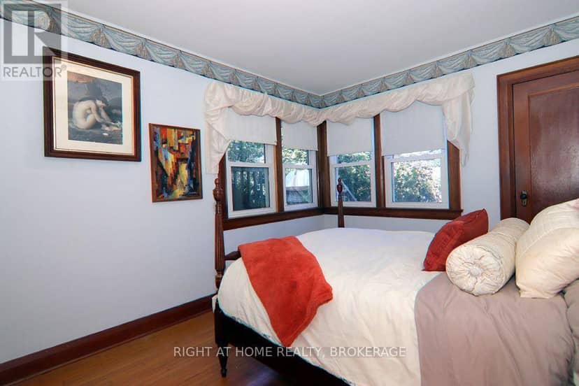 31 Stuart Avenue — photo 25 of 40