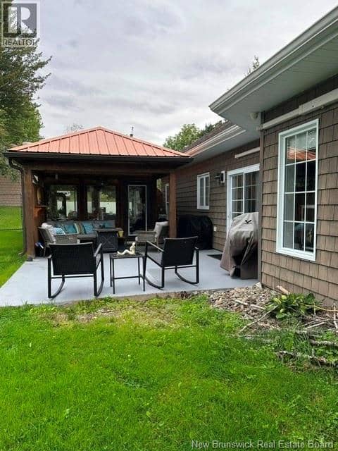 23 Highfield Road — photo 9 of 27