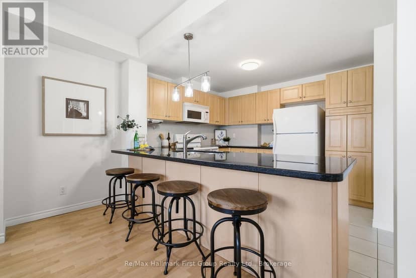 215 - 145 Third Street — photo 11 of 36