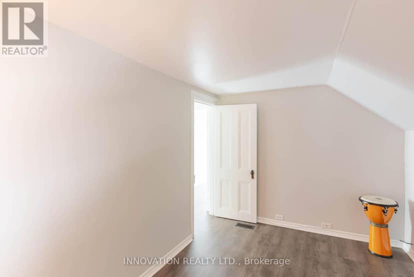 106 James Street E — photo 30 of 37