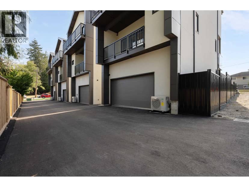 1 8483 16TH AVENUE, Burnaby, photo 3