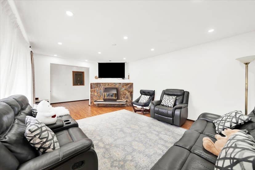 23179 16 AVENUE, Langley, photo 3