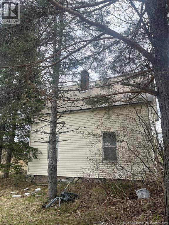 903 Benton Road — photo 7 of 40