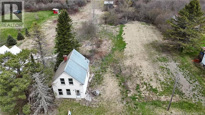 903 Benton Road — photo 9 of 40