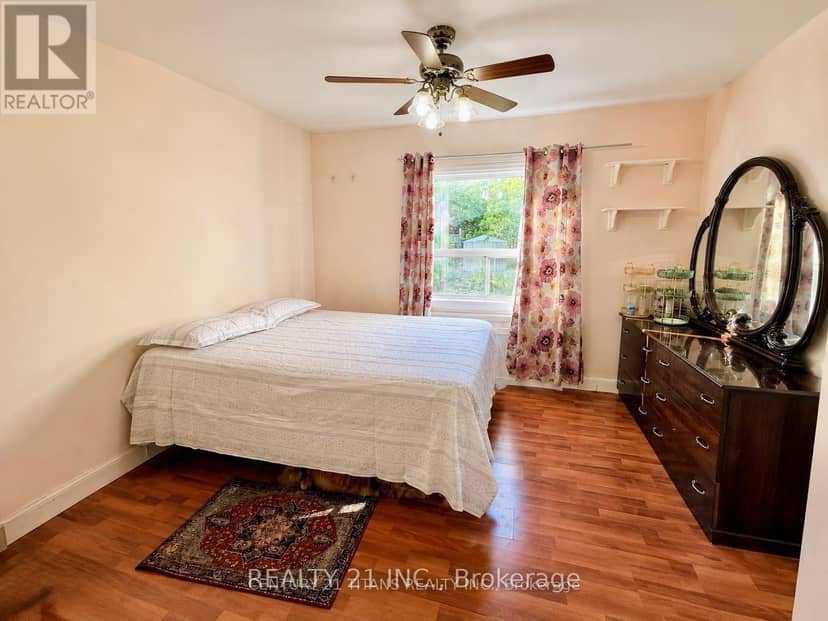 8 Mack Avenue — photo 8 of 29